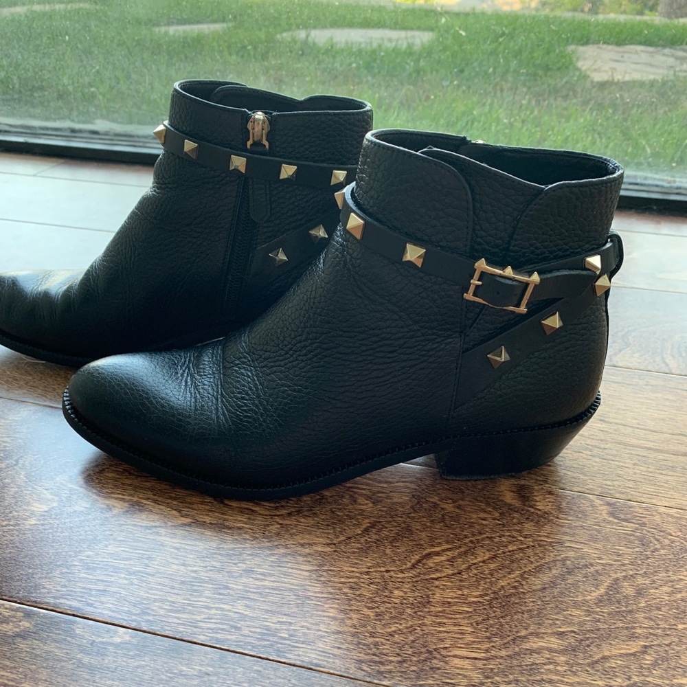 SOLD Valentino rockstud booties 38.5 - Picture 2 of 8